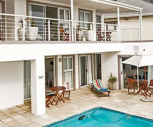 Couette-café 61 On Camps Bay